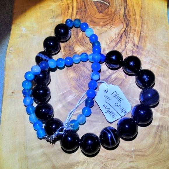 Unbranded Jewelry - Round 993 Cts Natural Blue Onyx Black Agate Beaded Natural Gemstone Necklace